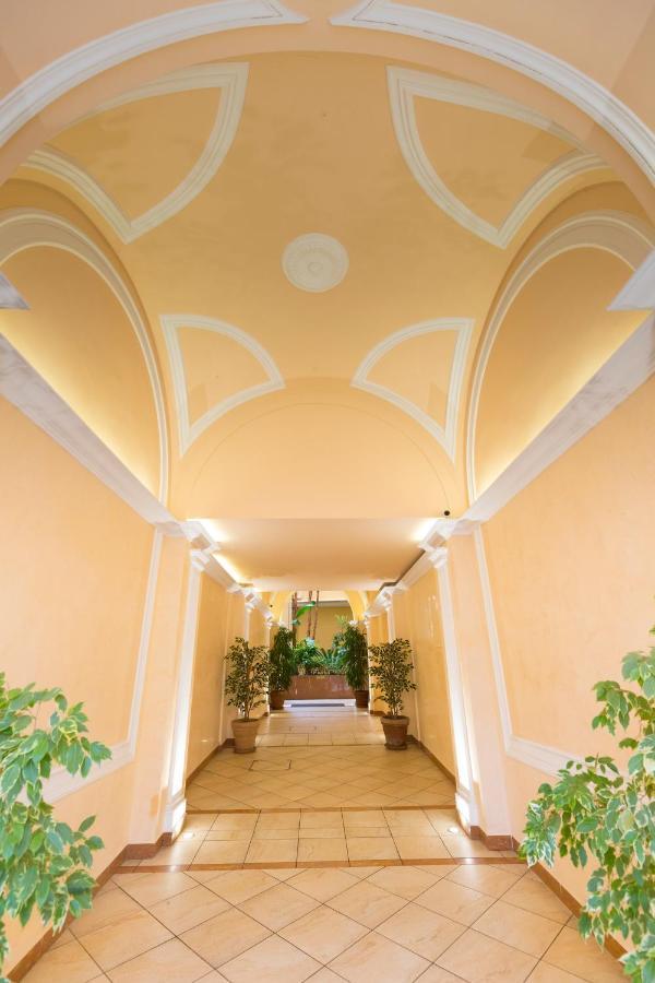 Apartment Jardin Des Muses - 2 Pieces - Parking Carre D'or *